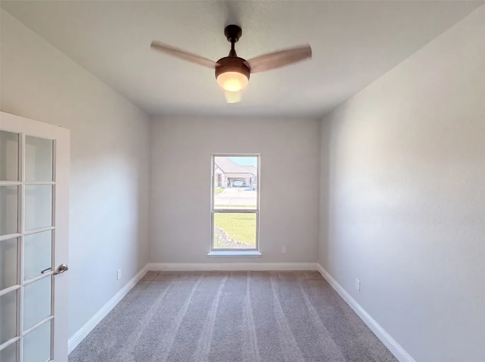 1530 Woodmere Drive Krum, TX 76249