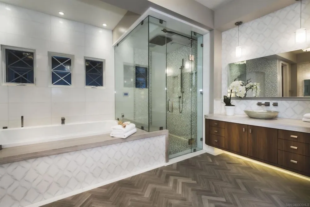 824 Neptune Ave Encinitas, CA 92024