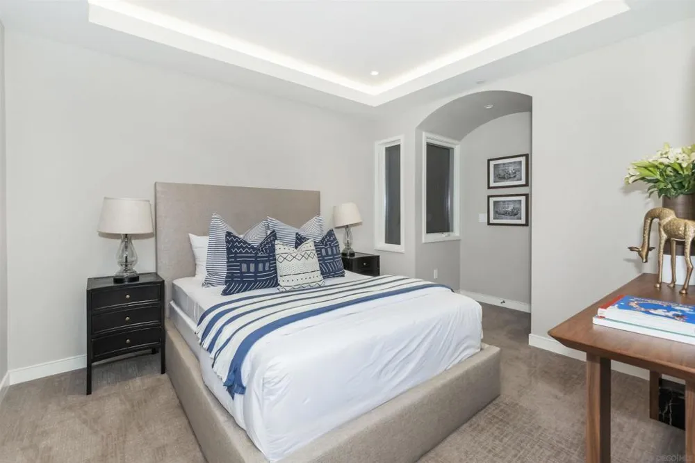 824 Neptune Ave Encinitas, CA 92024