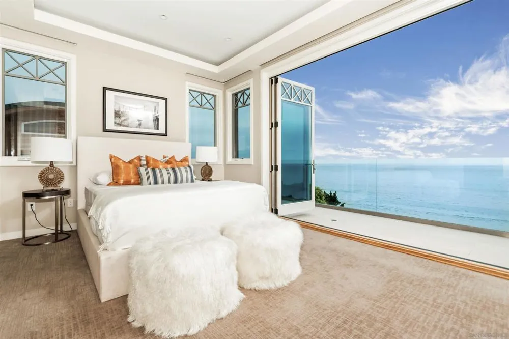 824 Neptune Ave Encinitas, CA 92024
