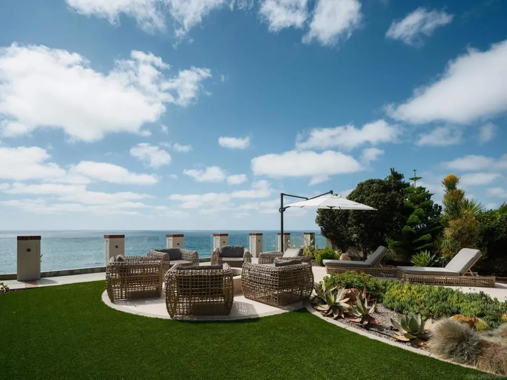 824 Neptune Ave Encinitas, CA 92024