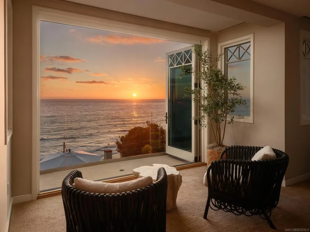 824 Neptune Ave Encinitas, CA 92024