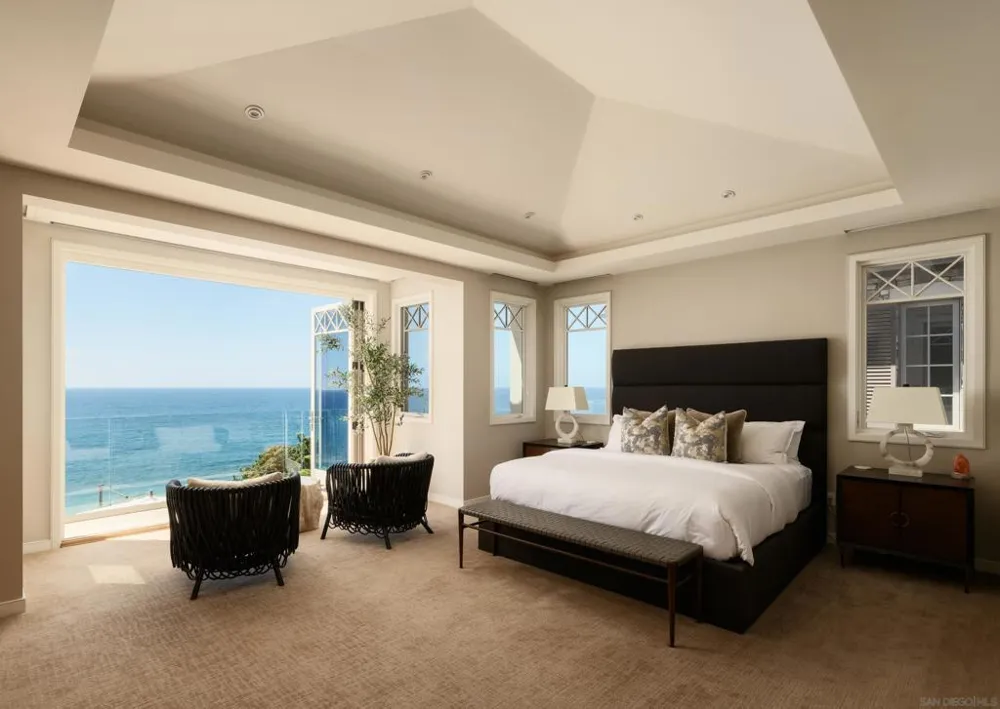 824 Neptune Ave Encinitas, CA 92024