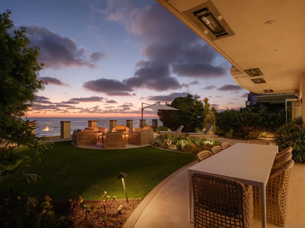 824 Neptune Ave Encinitas, CA 92024