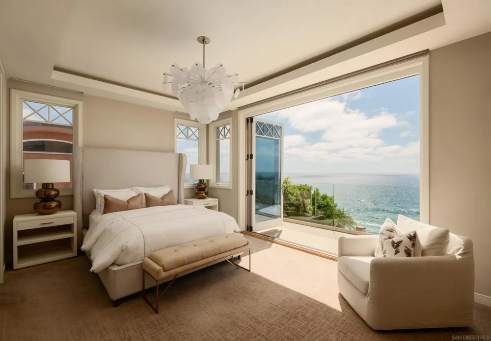 824 Neptune Ave Encinitas, CA 92024