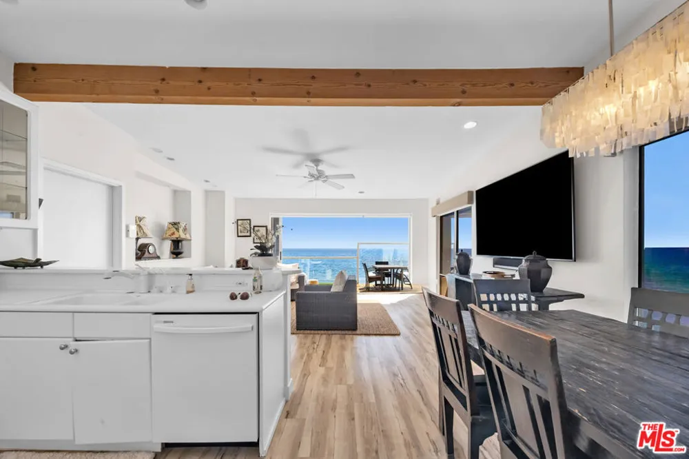 25444 Malibu Road Malibu, CA 90265
