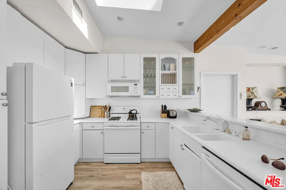 25444 Malibu Road Malibu, CA 90265