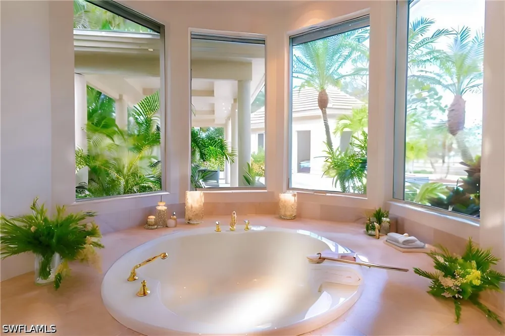 Glen Arbor Way Naples, FL 34119