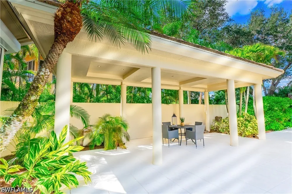 Glen Arbor Way Naples, FL 34119