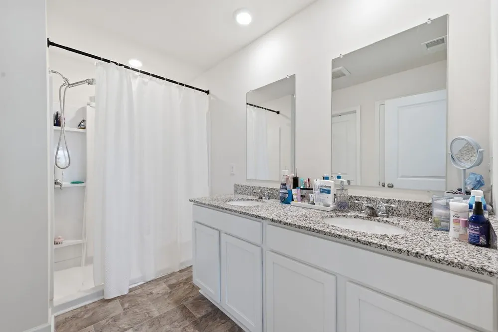 5 Draft St Rossville, GA 30741