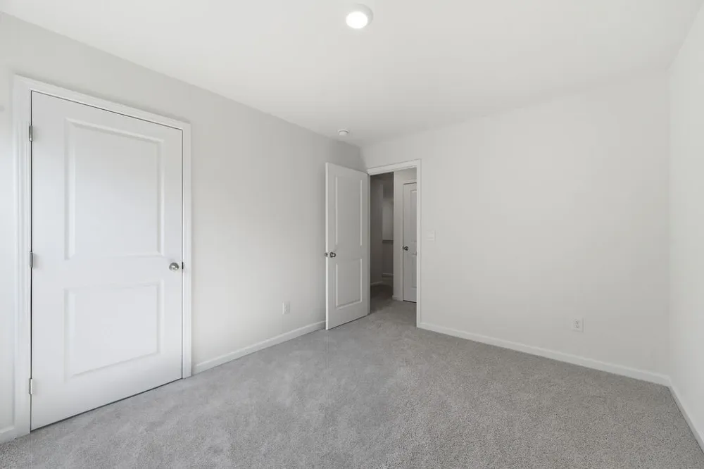 5 Draft St Rossville, GA 30741