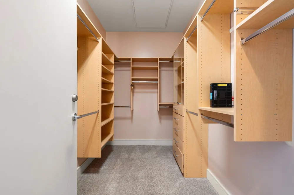 555 E 5th Street #527 Austin, TX 78701