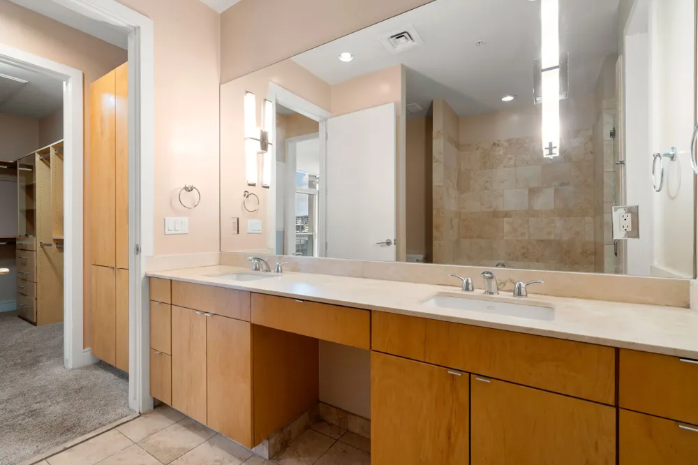 555 E 5th Street #527 Austin, TX 78701