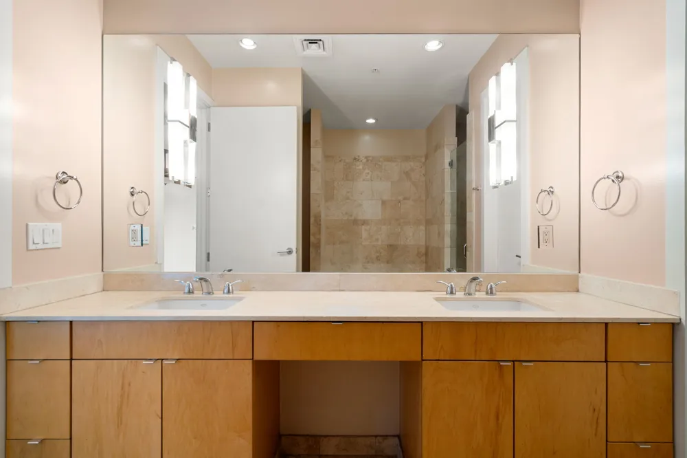 555 E 5th Street #527 Austin, TX 78701
