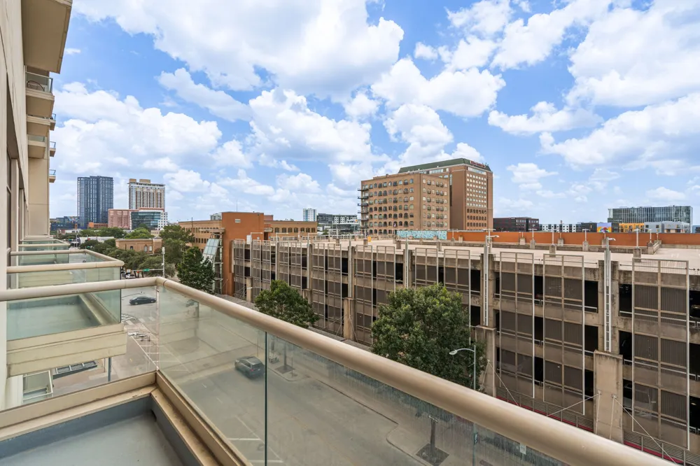555 E 5th Street #527 Austin, TX 78701
