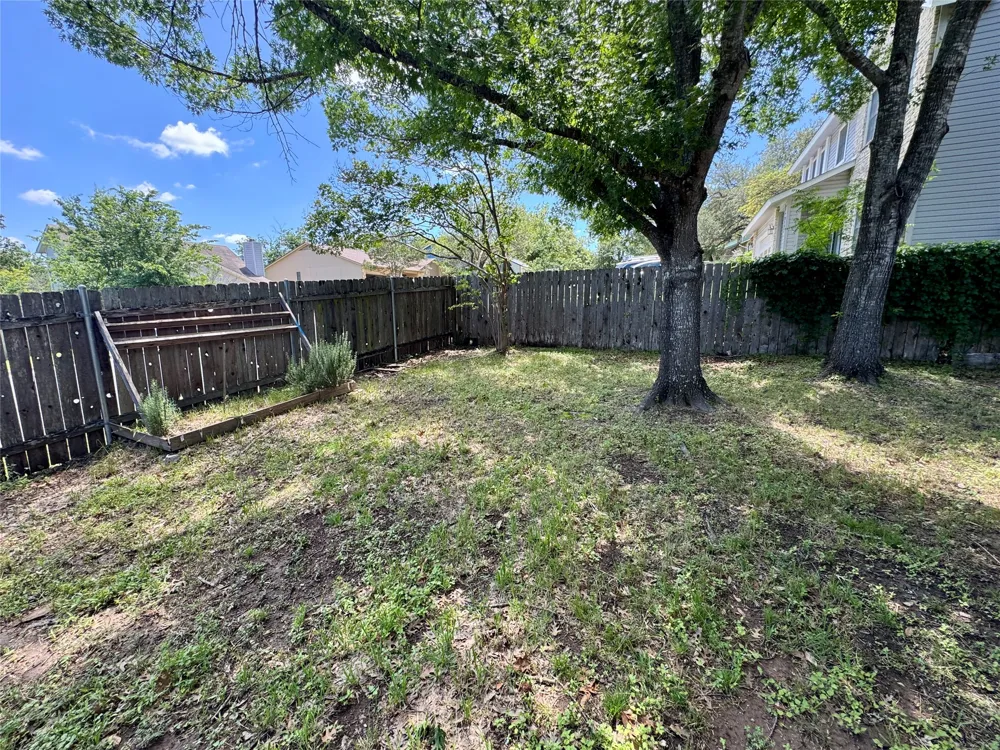 7206 Smokey Hill Road Austin, TX 78736