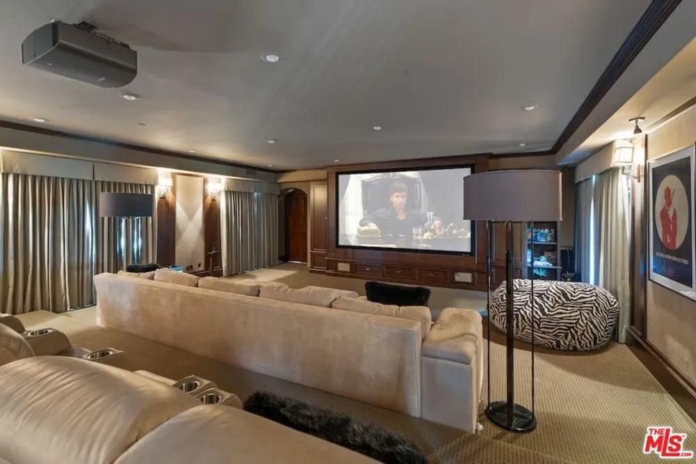 23593 Park South Street Calabasas, CA 91302