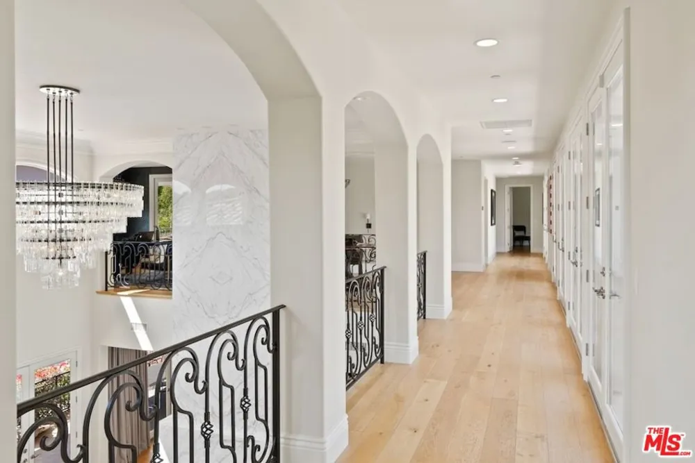 23593 Park South Street Calabasas, CA 91302