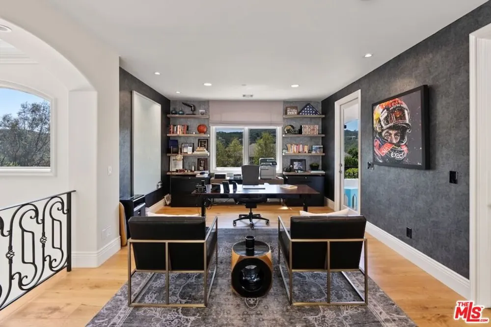23593 Park South Street Calabasas, CA 91302
