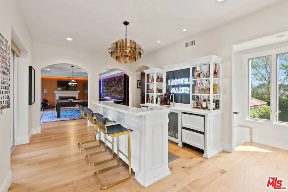 23593 Park South Street Calabasas, CA 91302
