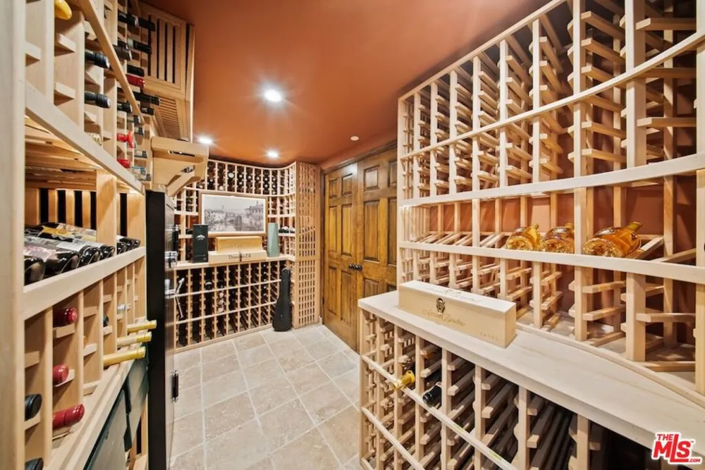 23593 Park South Street Calabasas, CA 91302