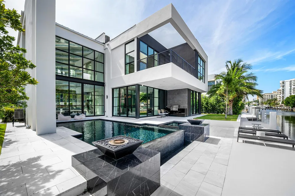1670 E Terra Mar Drive Lauderdale By The Sea, FL 33062