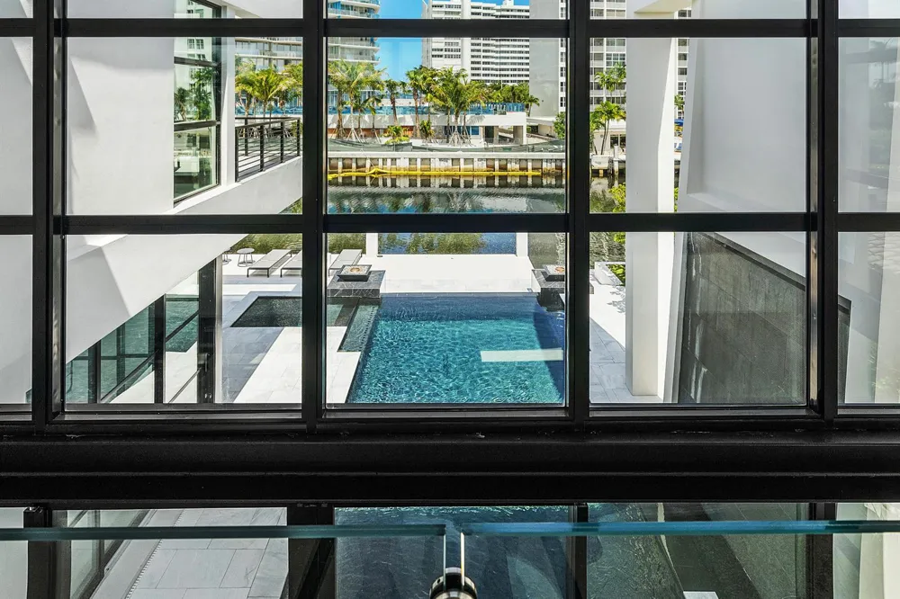 1670 E Terra Mar Drive Lauderdale By The Sea, FL 33062