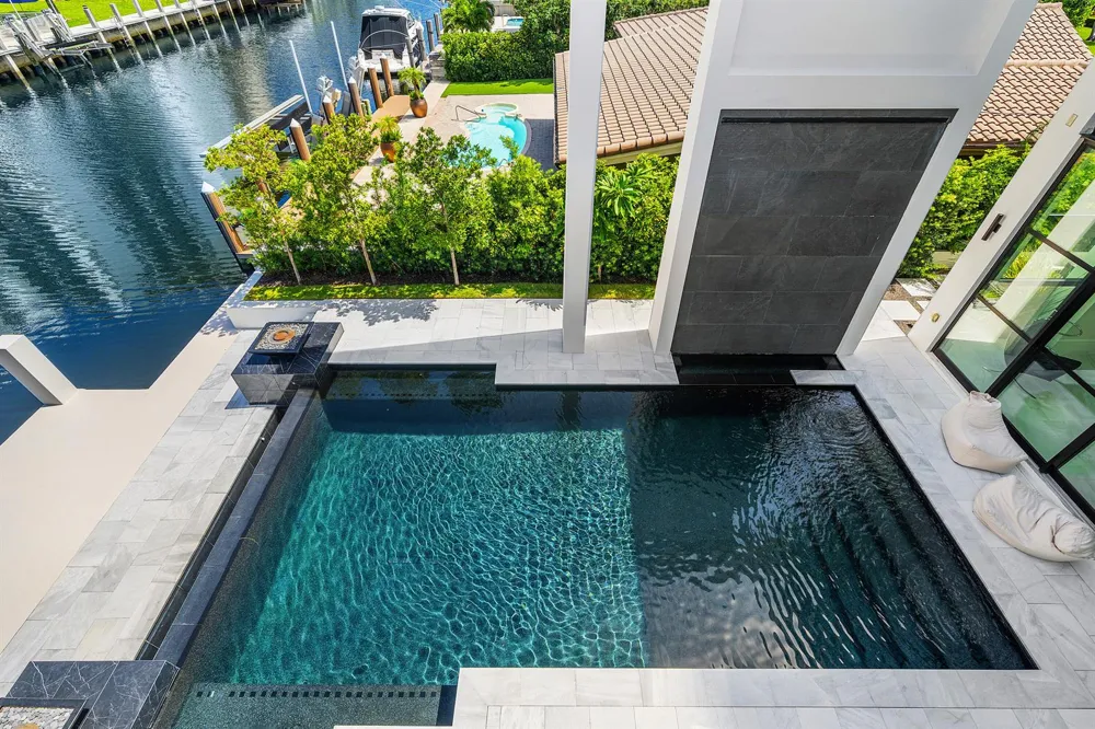 1670 E Terra Mar Drive Lauderdale By The Sea, FL 33062