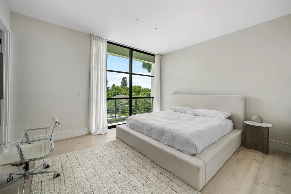1670 E Terra Mar Drive Lauderdale By The Sea, FL 33062