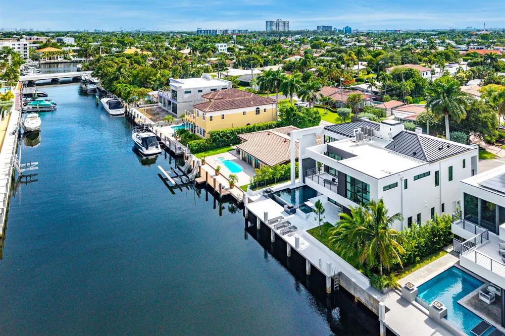 1670 E Terra Mar Drive Lauderdale By The Sea, FL 33062