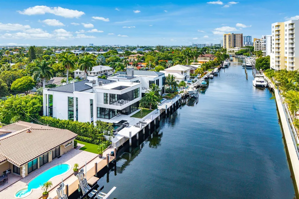 1670 E Terra Mar Drive Lauderdale By The Sea, FL 33062
