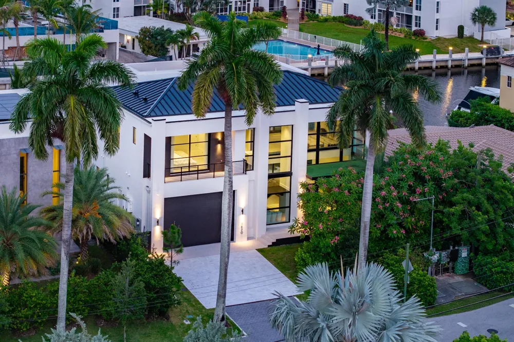 1670 E Terra Mar Drive Lauderdale By The Sea, FL 33062
