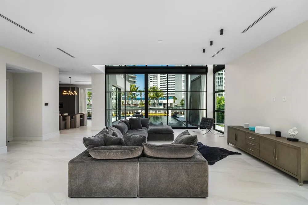 1670 E Terra Mar Drive Lauderdale By The Sea, FL 33062