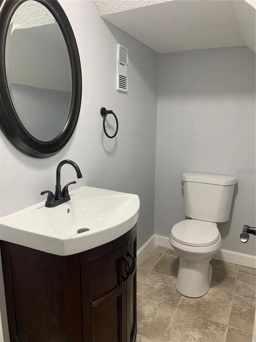 14402 REUTER STRASSE CIRCLE ##2 Tampa, FL 33613