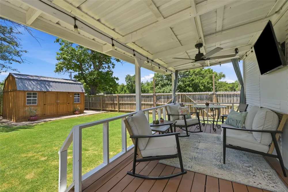 100 Buchanan Street Whitesboro, TX 76273