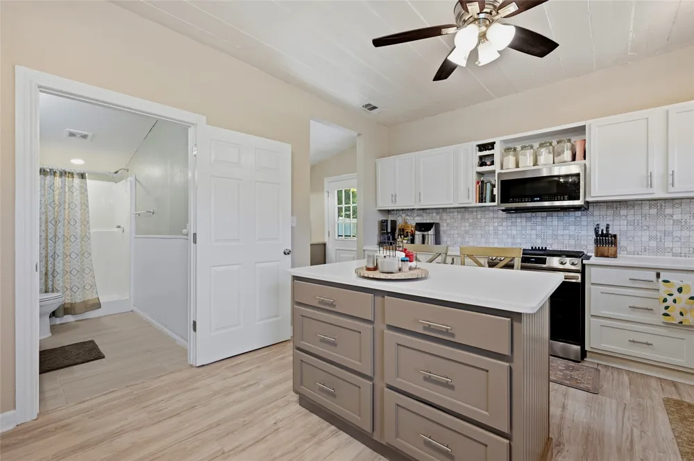 100 Buchanan Street Whitesboro, TX 76273