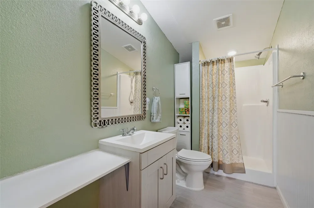 100 Buchanan Street Whitesboro, TX 76273