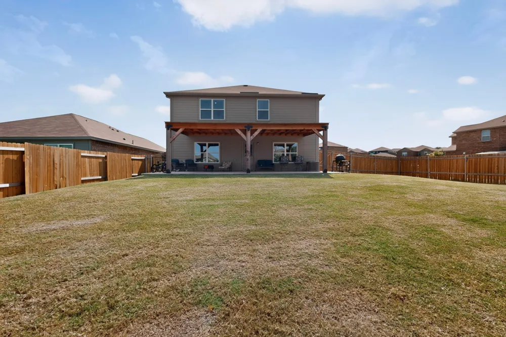 218 Banjo Trail Newark, TX 76071