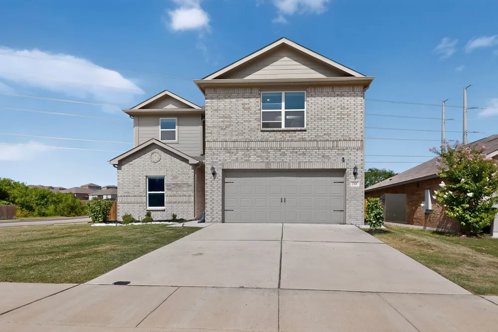 218 Banjo Trail Newark, TX 76071
