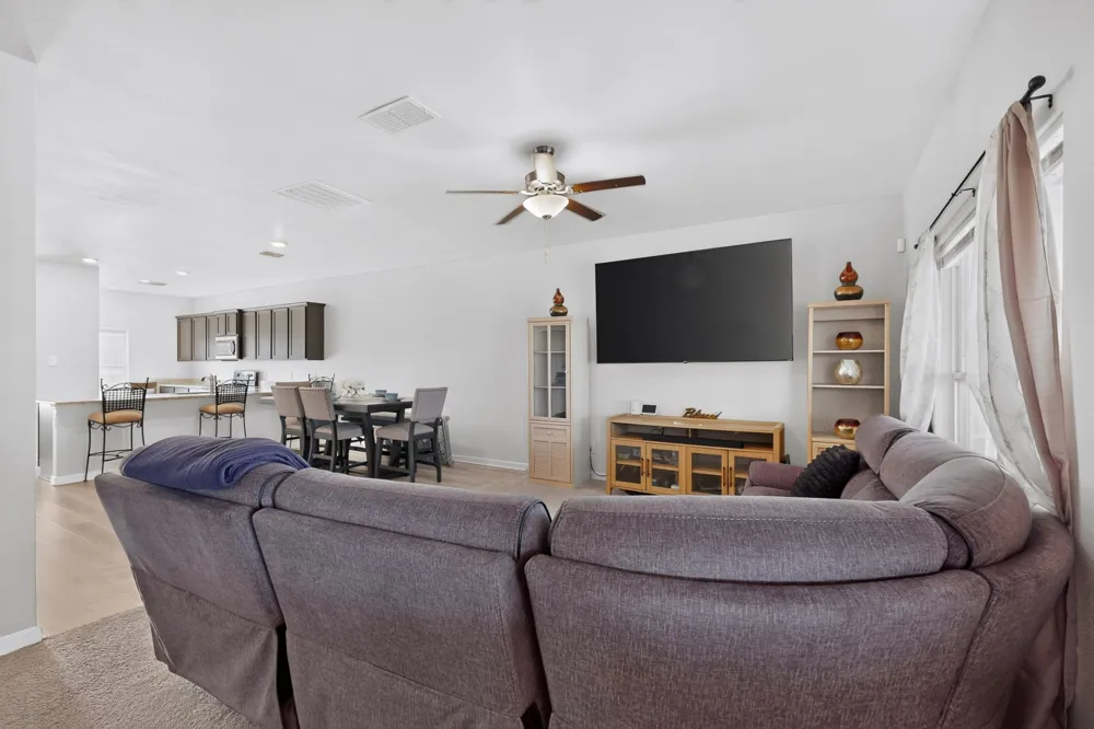 218 Banjo Trail Newark, TX 76071