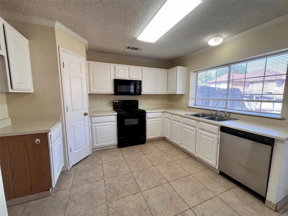 304 Trees Drive Cedar Hill, TX 75104