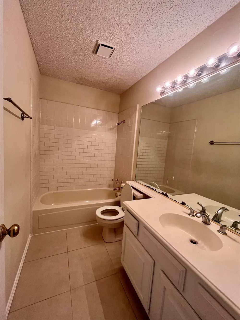 304 Trees Drive Cedar Hill, TX 75104