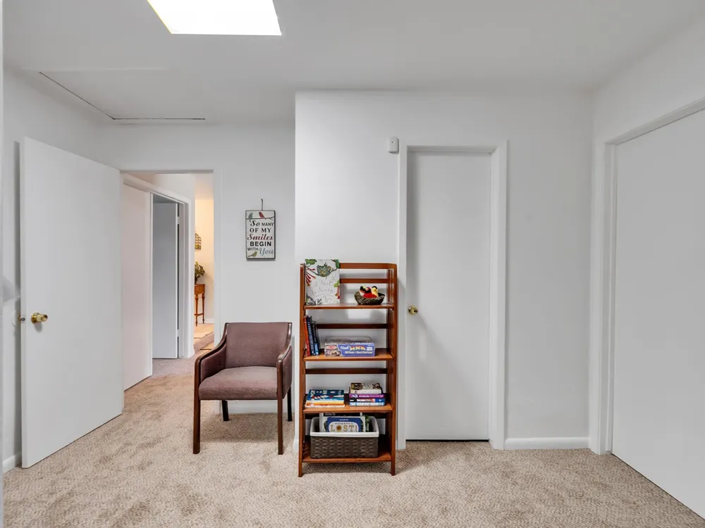 16811 Stardale Lane Friendswood, TX 77546
