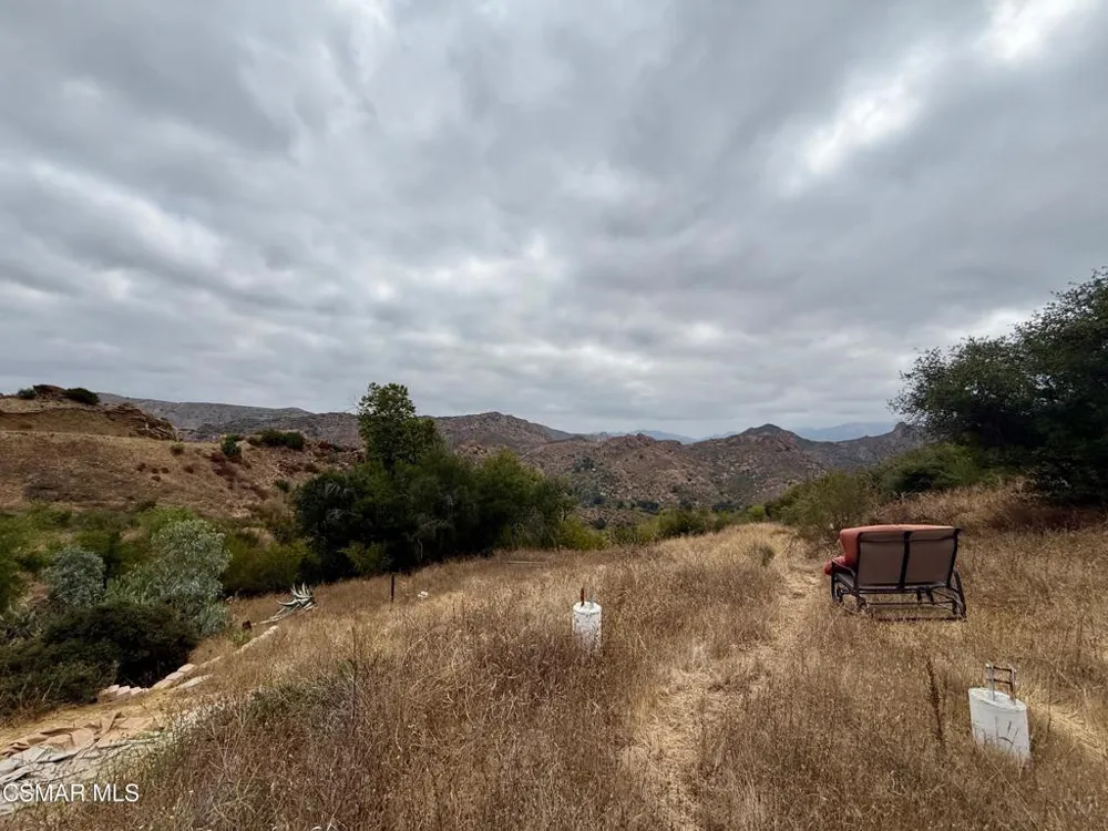 1616 Lookout Drive Agoura Hills, CA 91301