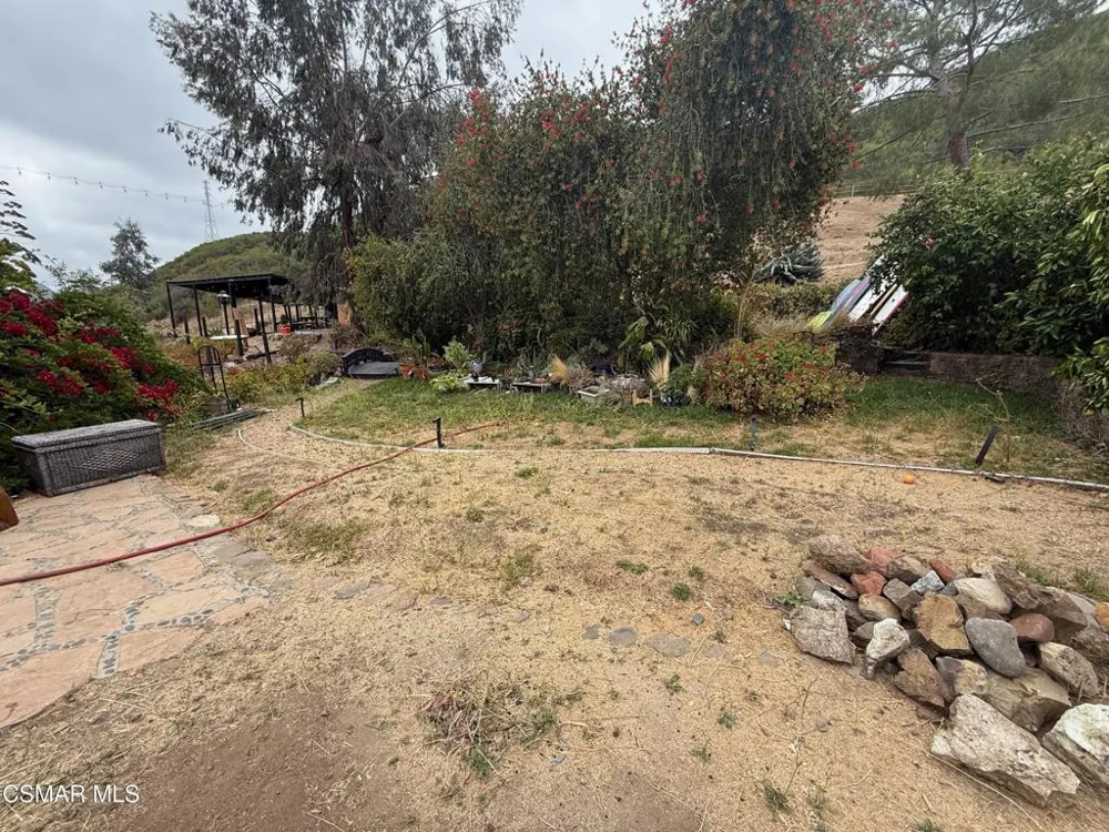 1616 Lookout Drive Agoura Hills, CA 91301