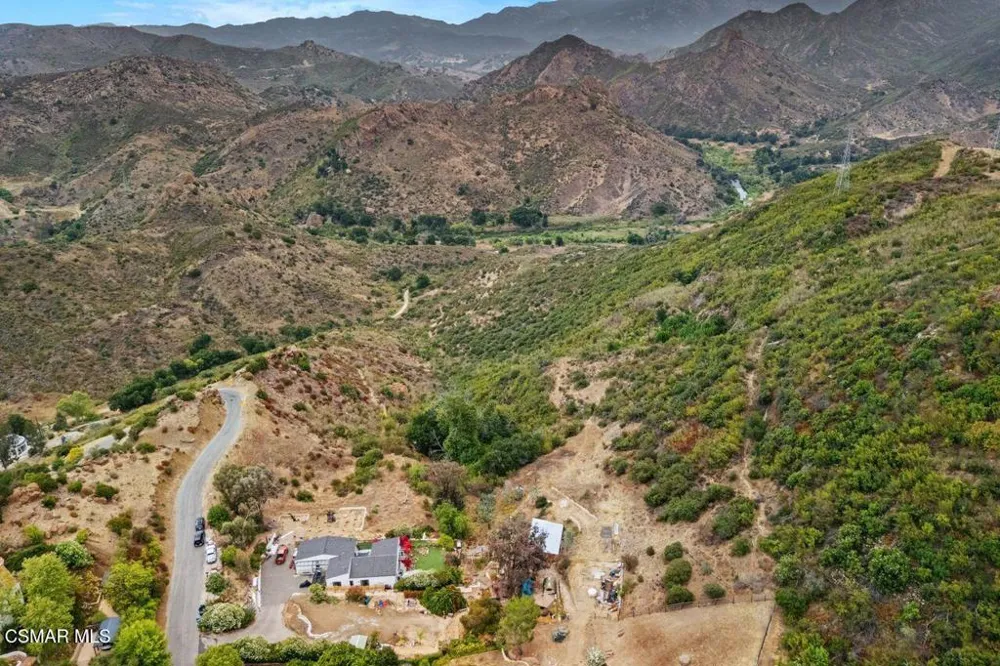 1616 Lookout Drive Agoura Hills, CA 91301
