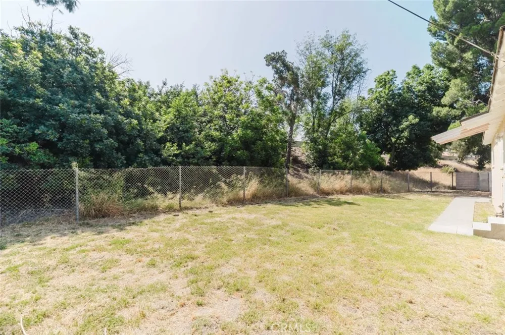 10826 Blucher Avenue Granada Hills, CA 91344