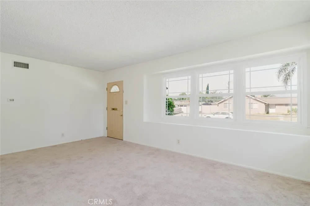 10826 Blucher Avenue Granada Hills, CA 91344