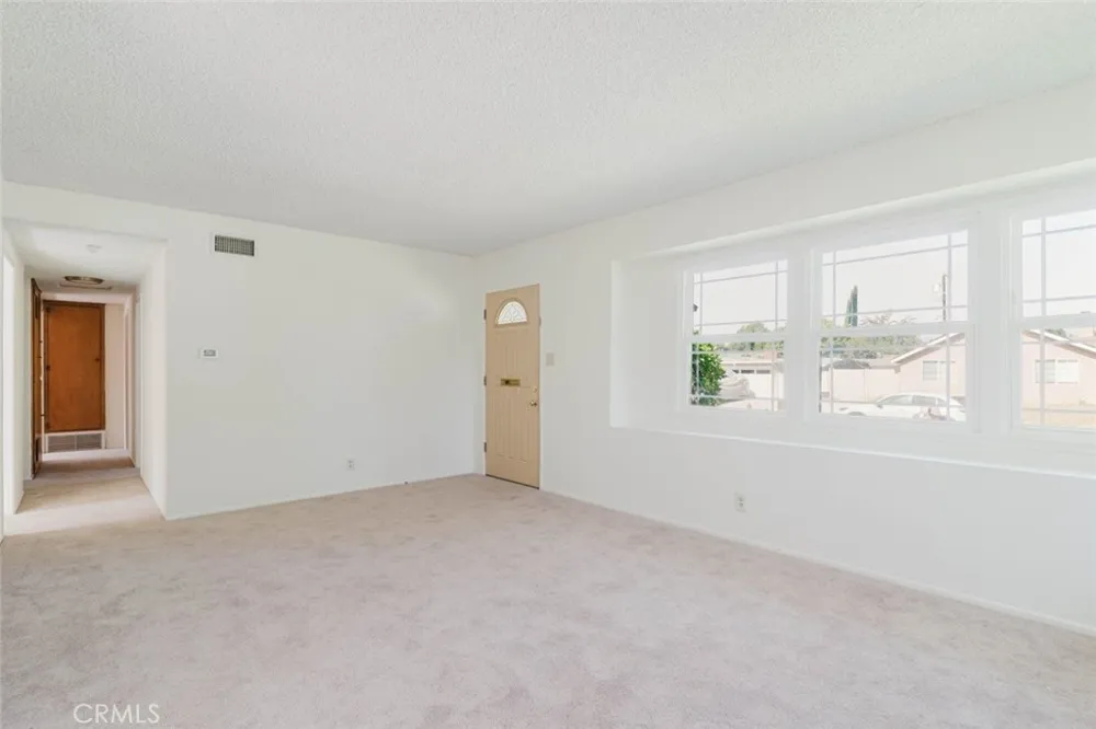10826 Blucher Avenue Granada Hills, CA 91344