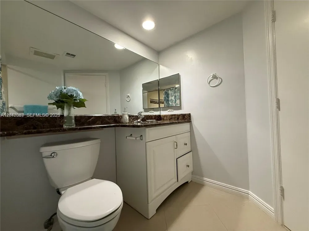 9201 Collins Ave #521 Surfside, FL 33154